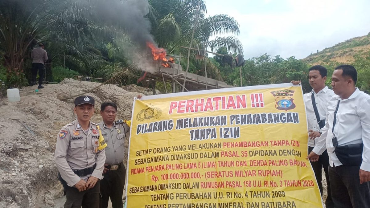 Penertiban PETI di Desa Pulau Padang, 1 (satu) Unit Rakit PETI Yang Tidak Beroperasi Ditertibkan