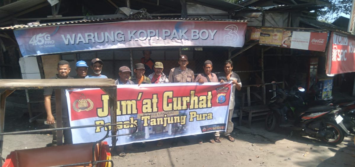 ” Program Quick Wins Presisi di Wilkum Polsek Tg. Pura, Polres Langkat, Kapolsek Tanjung Pura AKP SURAHMAN SH. bersama Personil Melaksanakan Kegiatan JUM’AT CURHAT “