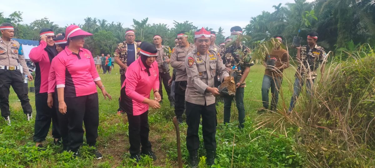 Zoomeeting Penanaman Pohon secara serentak Seluruh Negeri ” Polri Lestarikan Negri Penghijauan Sejak Dini ” –