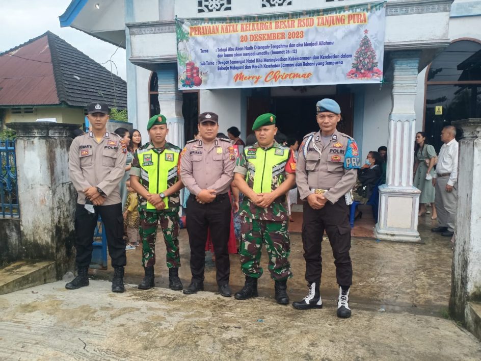 – Kegiatan Pengamanan Ibadah Umat Kristiani Dalam Rangka Perayaan Natal Tahun 2023, Di Kecamatan Tanjung Pura –