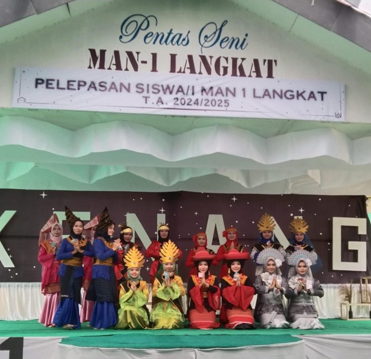 Kapolsek Tanjung Pura Yang Diwakili Kanit Samapta Ipda Hady Rahmanto Menghadiri Undangan Pelepasan Siswa Man I Di Tanjung Pura.