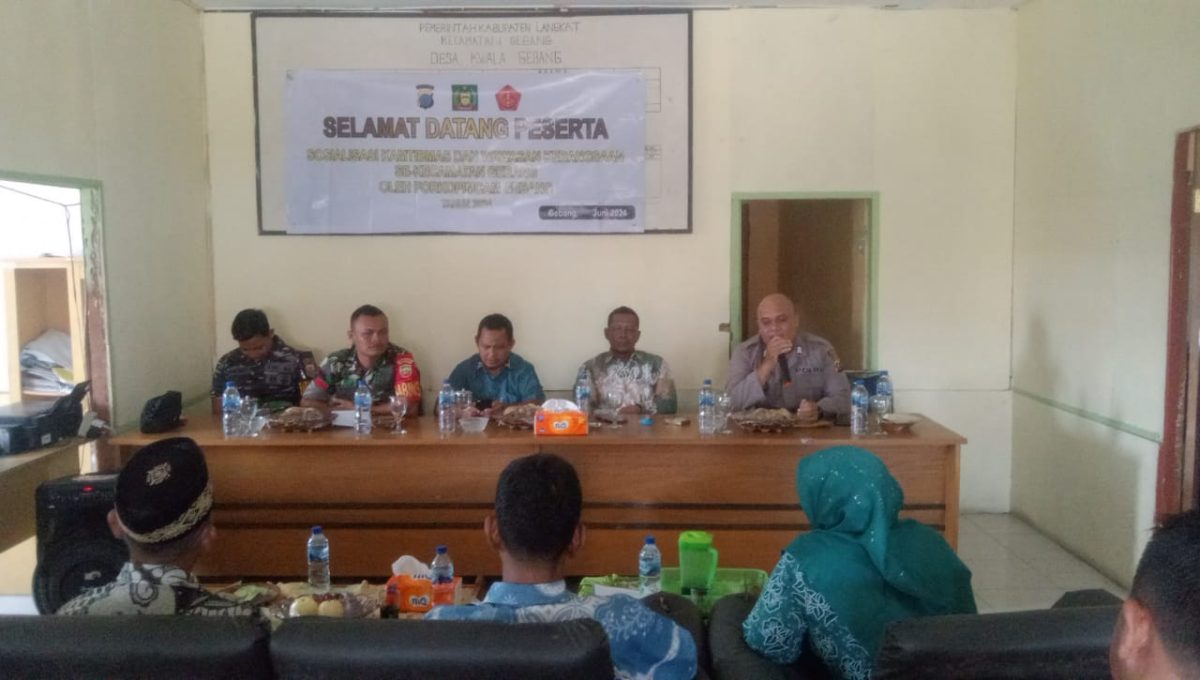 Forkopimcam Gebang, Kab. Langkat Melaksanakan Penyuluhan Tentang Kamtibmas Dan Wawasan Kebangsaan Di Desa Kwala Gebang.