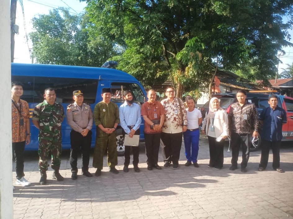 Kunjungan Perwakilan Staff Kedubes Bangladesh Dan Dirjen Imigrasi, Di Tanjung Pura, Untuk Mendata Pengungsi Bangladesh