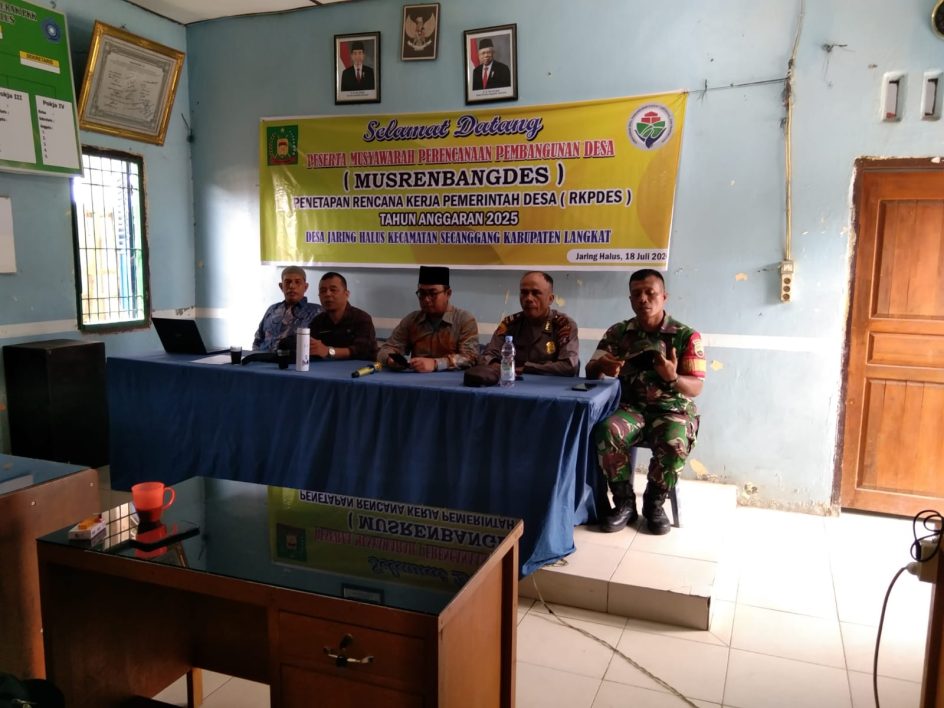 Waka Polsek Secanggang Turut Hadir Kegiatan Musrenbangdes Di Desa Jaring Halus.