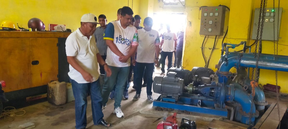 Kehadiran M. Bobby Afif Nasution Ketanjung Pura, Meninjau Dan Melihat Langsung Kondisi Waduk Yang Berada Di Lingkungan XI Kelurahan Pekan Tanjung Pura.