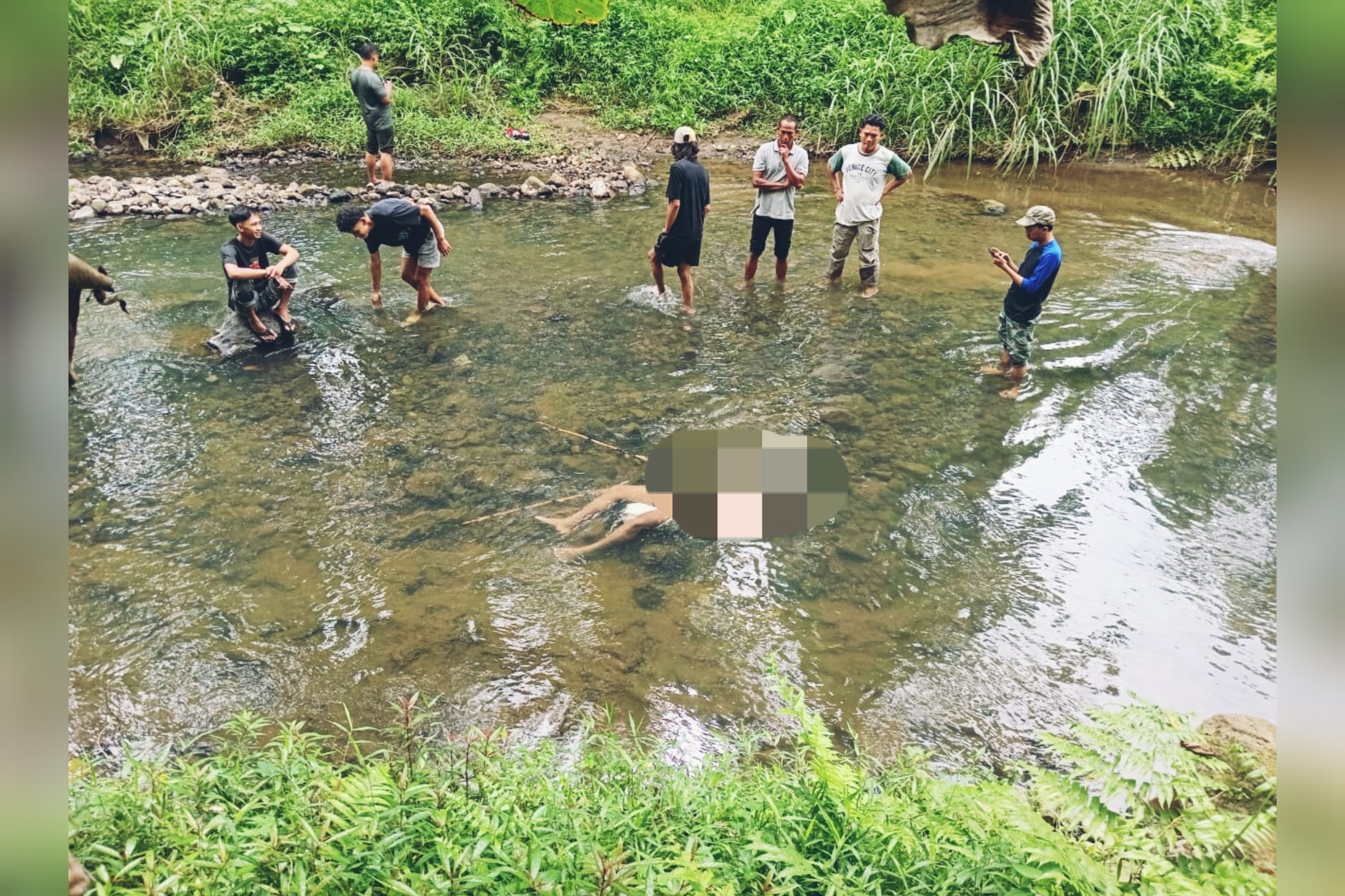 Heboh, Penemuan Mayat Di Aliran Sungai Gumit Lingkungan I Sidodadi, Pekan Kuala.