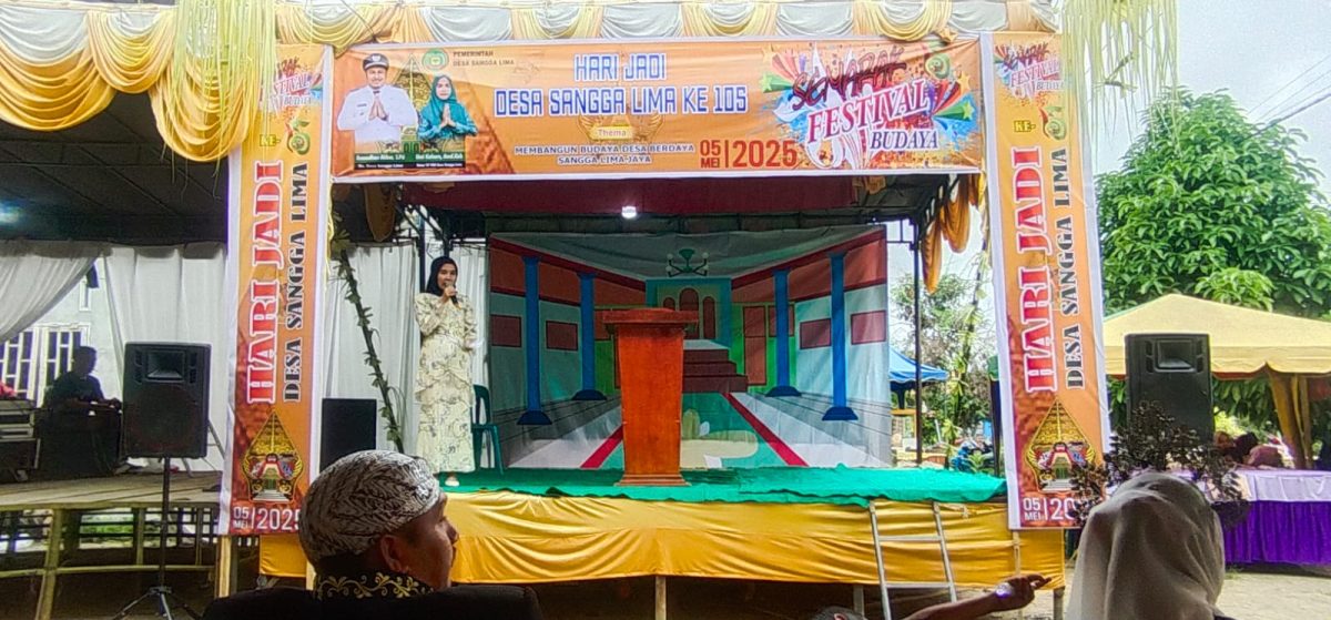 Acara Semarak Festival Budaya Dalam Hari Jadi Sangga Lima, Ke – 105. Bhabinkamtibmas : Mengajak Masyarakat Tetap Menjaga Kamtibmas Yang Kondusif