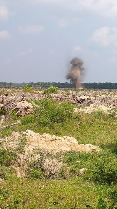 Temuan Mortir Berjenis Aircraft, Personil Brimob JIBOM Dari Detasemen Gegana Poldasu, Pemusnahan Mortir Dengan Cara Diledakan Sekitar Lokasi.