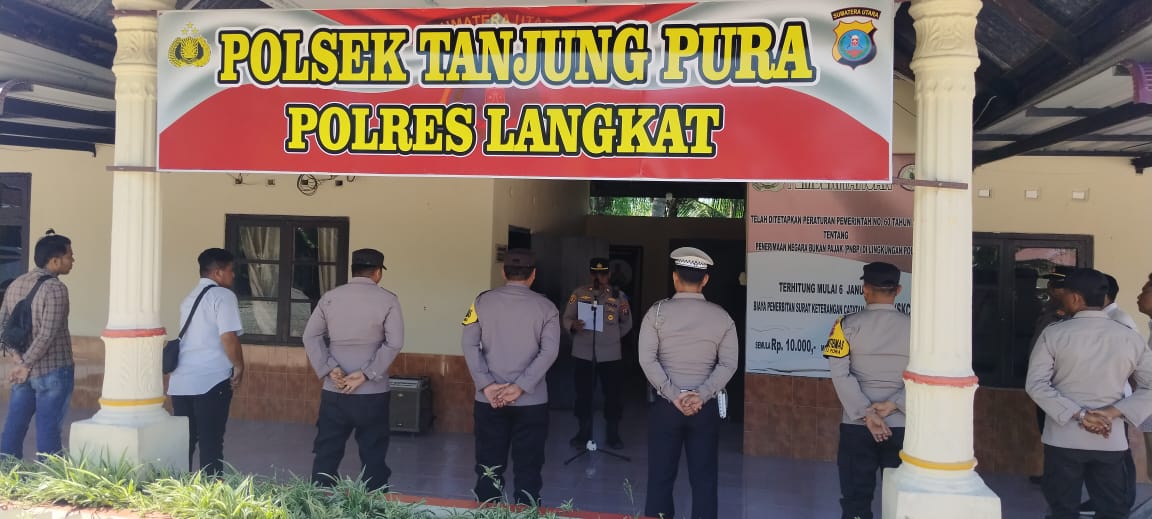 Personil Polsek Tanjung Pura Persiapan Apel, Dalam Kunjungan Kerja Gubsu Ke Tanjung Pura.