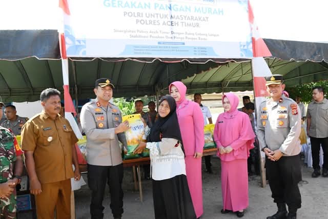 Gerakan Pangan Murah (GPM) Di Polres Aceh Timur Disambut Antusias Warga.
